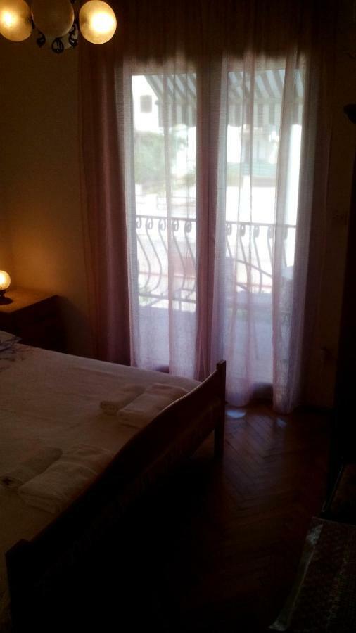 Studio With Balcony Єлса Екстер'єр фото